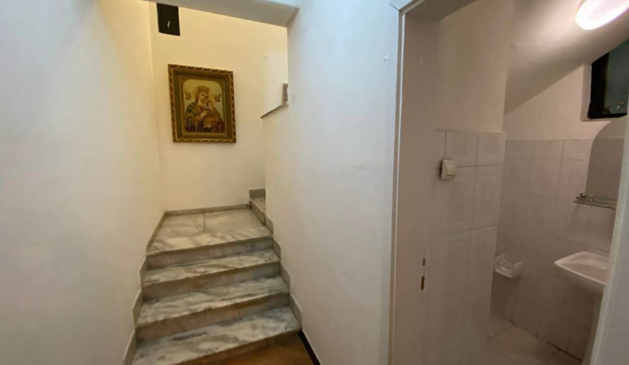 Five Bedroom House for Sale in Gerji (4)