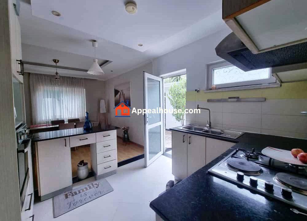 561244932_1214395010711982_1230463344632168315_n