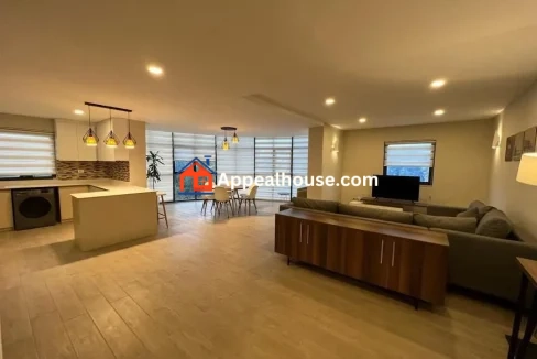 1753360204723_usa52mpat17_photo_20250626_193437