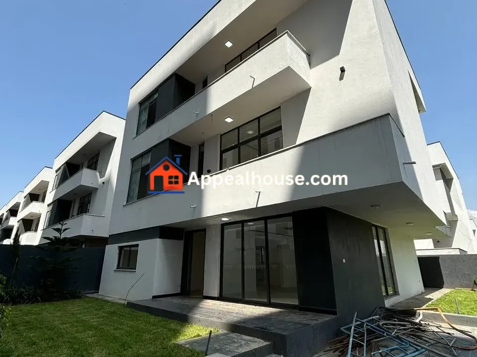 1754127285886_91nfxyj1une_1754127167199_oc0yu19aiuq_1750687047966_5doqqnegfw8_1750686938011_9tr3wf4xuj4_photo_20250623_163922