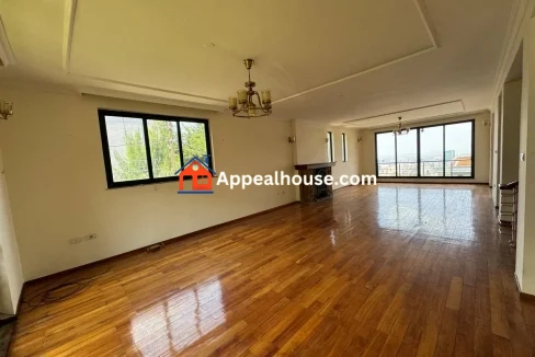 1758735654475_97eyp0drlh7_1758735430782_sbecitz9eym_photo_3_20250924_203453