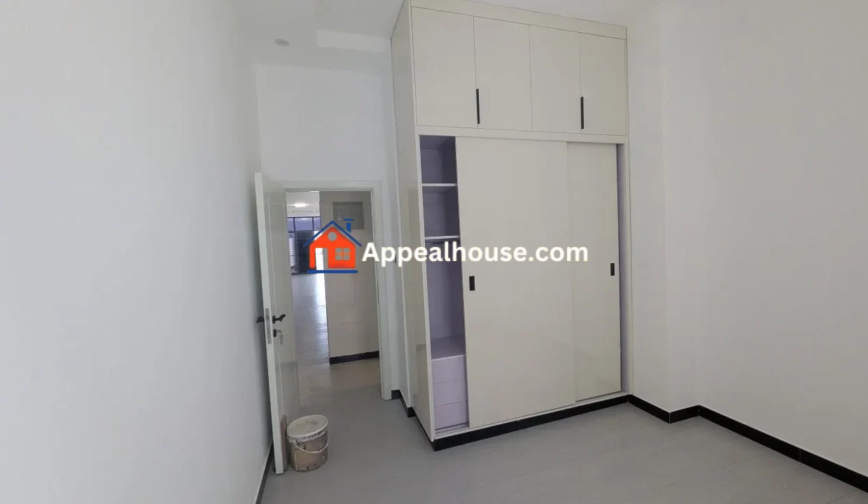 1770935368537_evqpwj2woae_1770935130402_uxmcba3i5xc_photo_3_20260213_012444 (1)