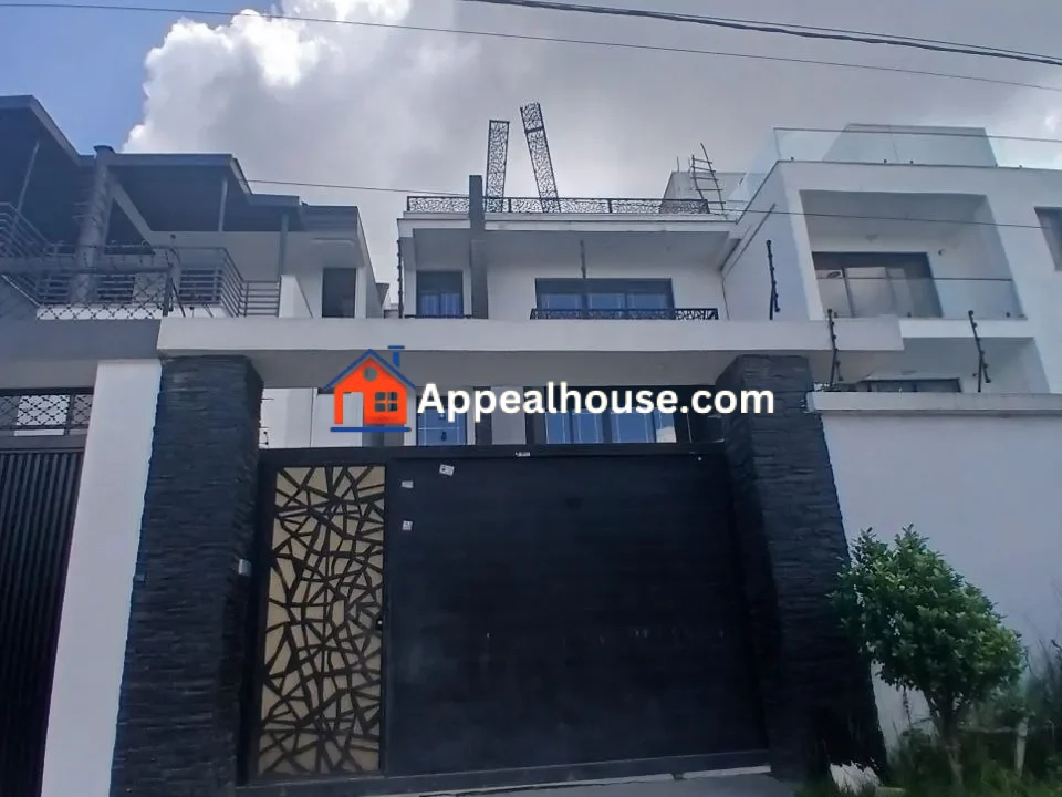 Elegant House for Sale in Figa, Addis Ababa Prime Location & Secure Area 2